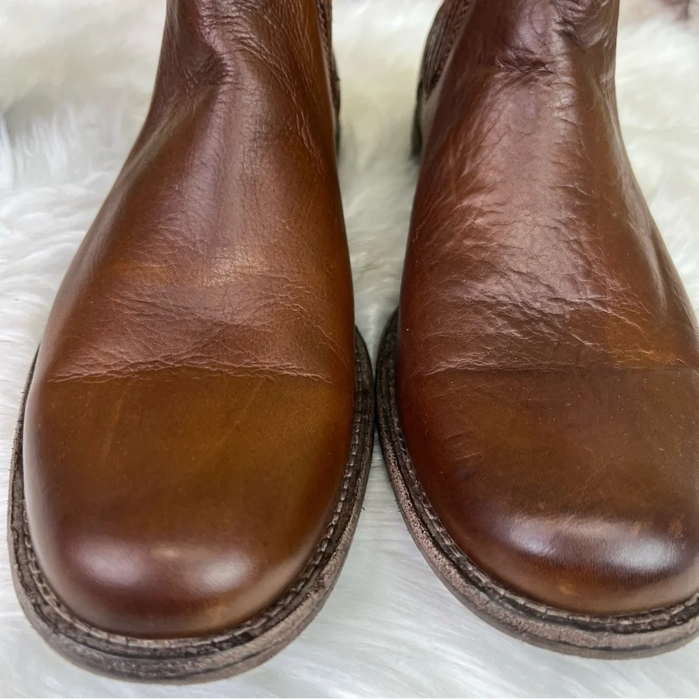 FRYE Classic Men's Brown Leather Phillips Heritage Chelsea Ankle Boots, 8D